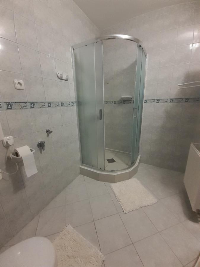 Tukan Apartman Hajduszoboszlo Luaran gambar